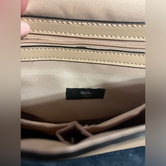 Target Mossimo brand purse - Picture 2 of 9